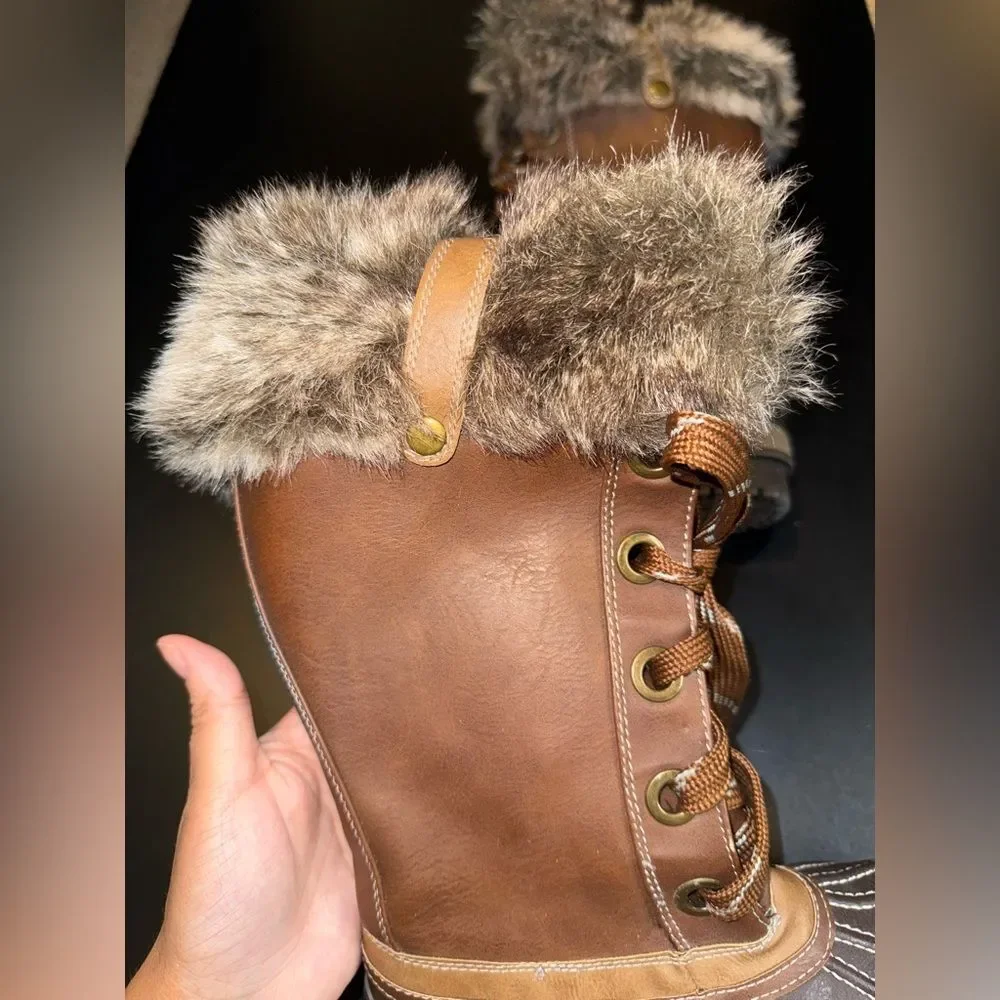 London Fog Women’s Melton Winter Boots Size 6 EUC